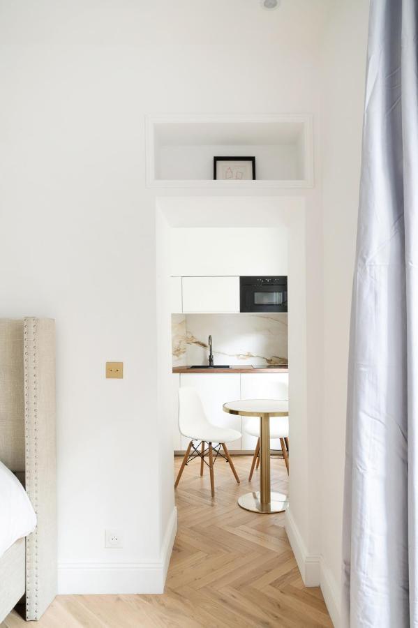 Paris Eiffel Apartment Exterior photo